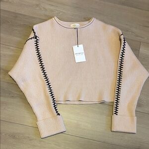 Promesa Blush Cropped Sweater with Black Stitching